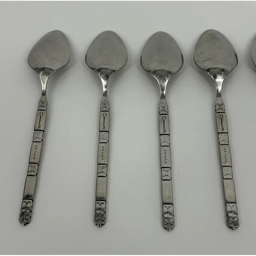 Oneida Community Madrid No Black Stainless Teaspoons Set of 8 Vintage 6 1/8